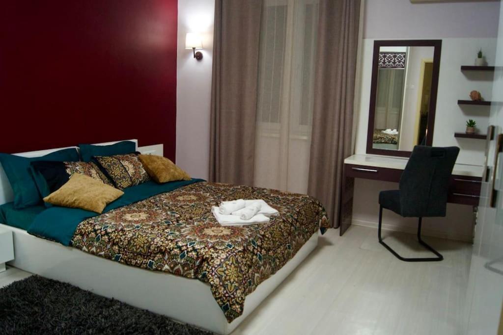 Cozy 2Br Oasis In Central Burgas Екстер'єр фото